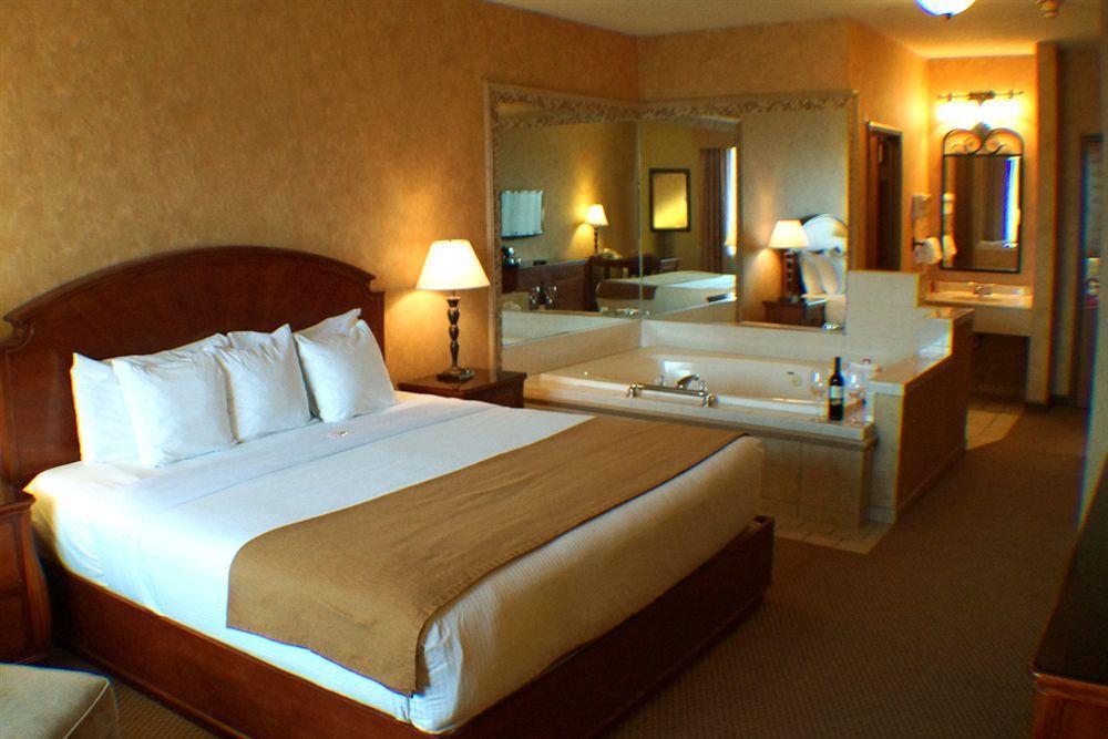 ฮอลลีวูด กาสิโน โจเลียต โฮเต็ล Hotel ภายนอก รูปภาพ
